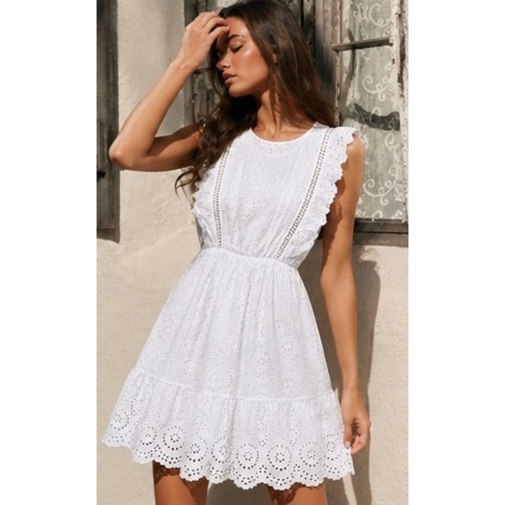Italian Designer White Eyelet Embroider Midi Dress Flutter Sleeve Made in Italy